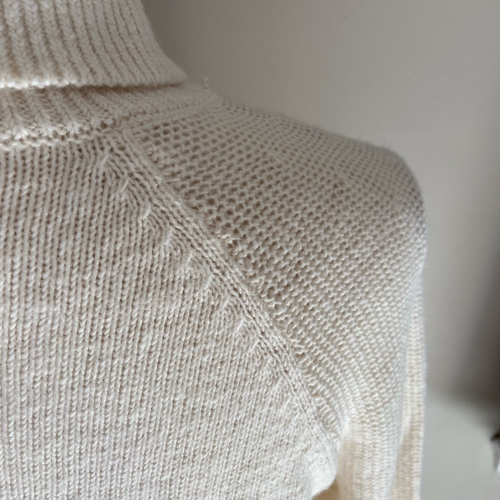 Loft Ivory Turtleneck Sweater | Women's Sz M - Picture 5 of 13